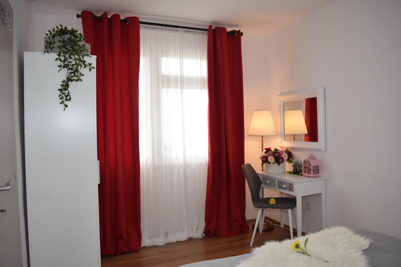 Apartment Trixi Pula Exterior photo
